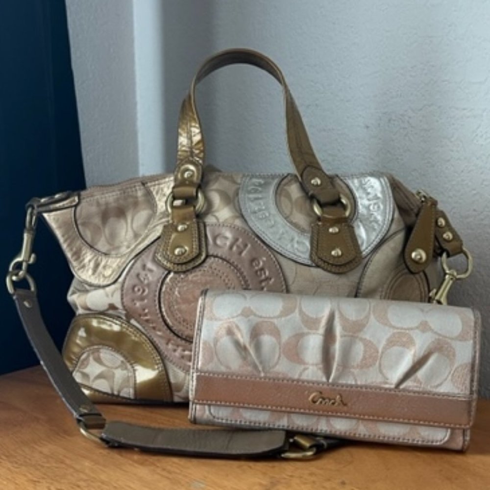 COACH Gold Speedy Handbag/Wallet Set